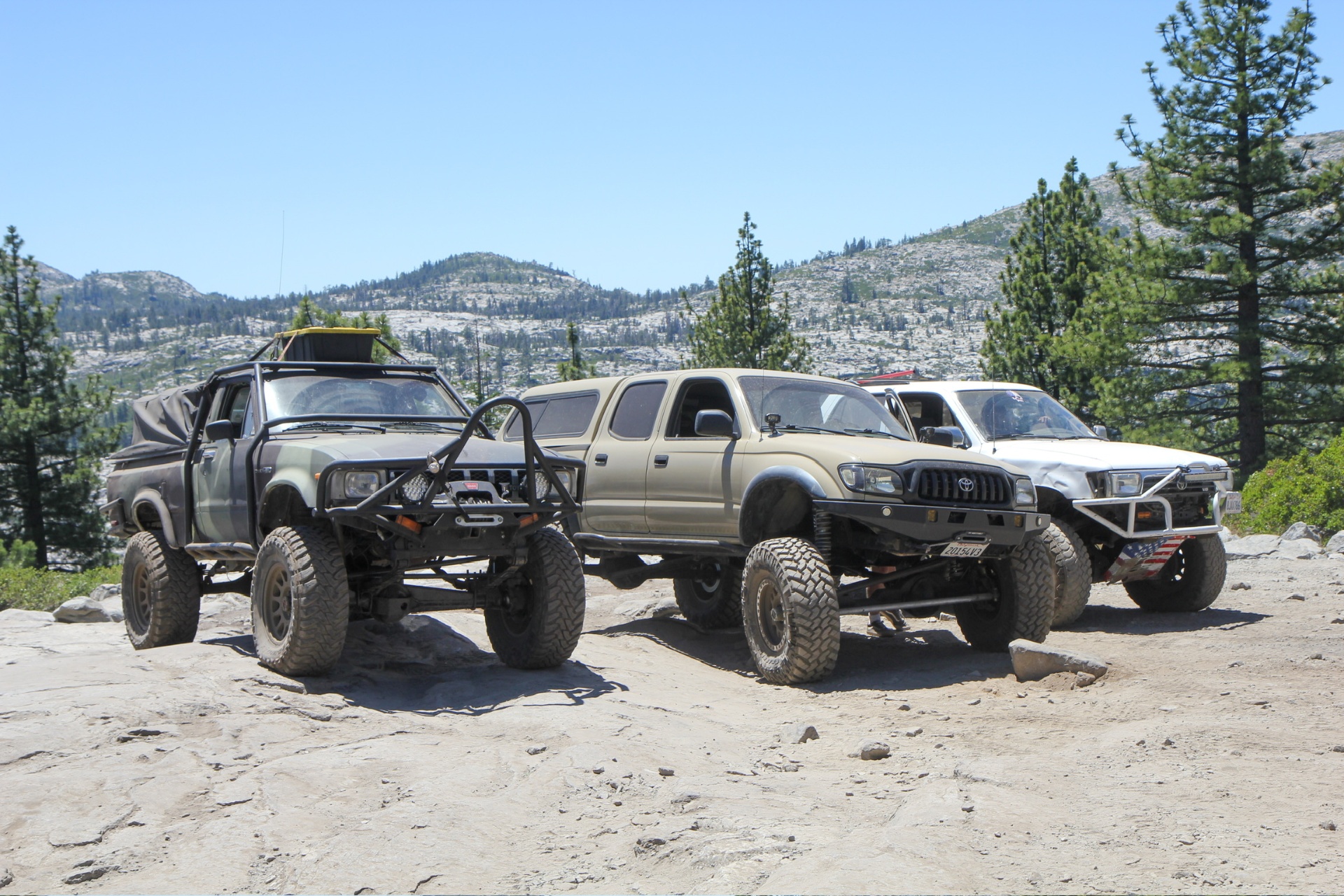 Trio of built Toyotas on the Rubicon